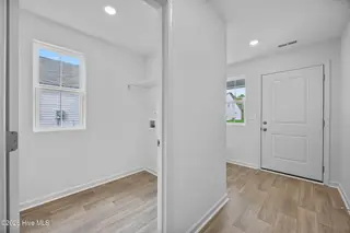 463 Hinton Lane SW 40, Ocean Isle Beach, NC 28469 – photo 6: 7_foyer