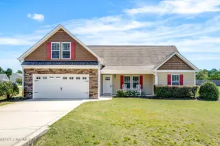19 Darel Street, Rocky Point, NC 28457 – photo 1: Front