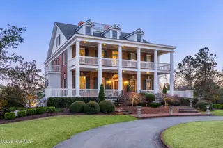 118 Buena Vista Drive, Newport, NC 28570 – photo 4: 179-web-or-mls-JP2_1996