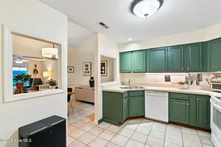 2203 Jumpin Run Drive, Wilmington, NC 28403 – photo 12: 05kitchen