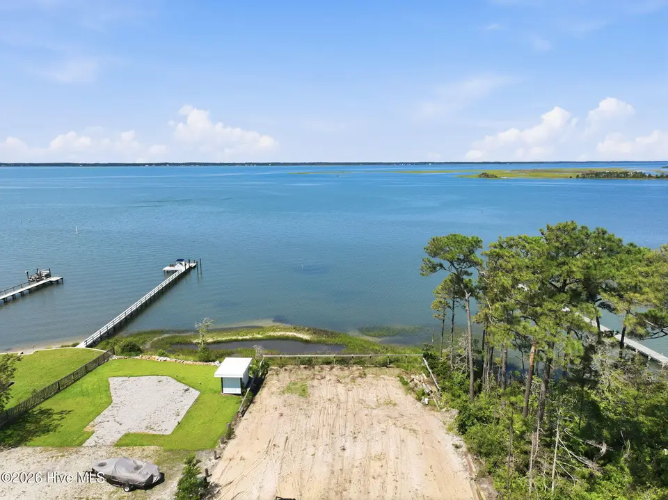 980 3 Crow Hill Road, Beaufort, NC 28516 – photo 1 of 16: 14-web-or-mls-980 Crow Hill 012