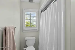408 Lee Avenue, Emerald Isle, NC 28594 – photo 22: 20-web-or-mls-1S3A3666