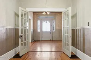 401 N Market Street, Washington, NC 27889 – photo 13: 20-web-or-mls-IMG_0008_edit