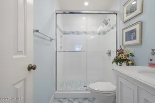 16 Westlake Pointe Drive, Pinehurst, NC 28374 — 3-bedroom home in Westlake Pointe, Pinehurst, NC, photo 20 of 36: 16 Westlake Pointe Dr