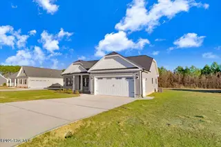 129 Ralph Drive, Pikeville, NC 27863 – photo 3: 20250129201258495004000000-o