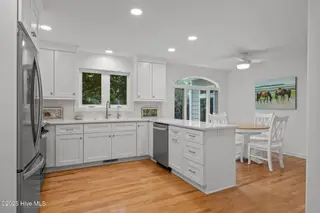 241 Oakleaf Drive, Pine Knoll Shores, NC 28512 – photo 6: Kitchen