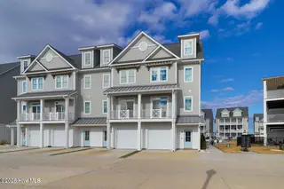 200 Olde Towne Yacht Club Drive 39 Inlet Cove, Morehead City, NC 28557 – photo 2: Inlet Cove Unit #39