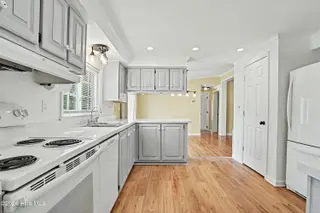 114 Royal Oak Drive, Hampstead, NC 28443 — 3-bedroom manufactured home in Cross Creek, Hampstead, NC, photo 21 of 51