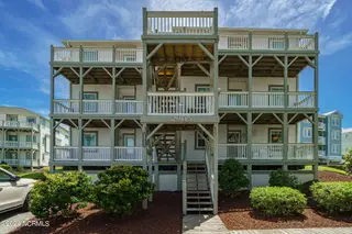 2905 Pointe West Drive B1 Pier Pointe, Emerald Isle, NC 28594 – photo 6: 2905 Pointe West Drive B1, Emerald Isle