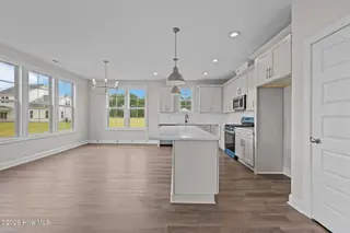 1004 Exeter Place, New Bern, NC 28562 – photo 12: 24-web-or-mls-DSC_7255