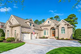 565 Westchester Place SW, Ocean Isle Beach, NC 28469 – photo 1