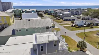 302 Alabama Avenue Unit 2, Carolina Beach, NC 28428 – photo 18: Balcony
