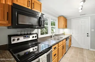249 Ernest Gurganus Road, Jacksonville, NC 28540 — 3-bedroom home, Jacksonville, NC, photo 3 of 71