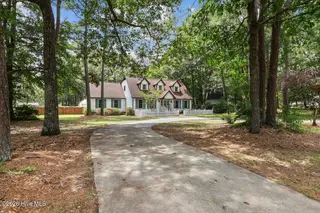 2570 Old Plantation Drive, Kinston, NC 28504 – photo 3: 04-2570 Old Plantation Dr-4