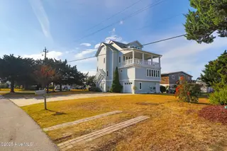 301 Old Causeway Road, Atlantic Beach, NC 28512 – photo 9: Corner lot in Atlantic Beach