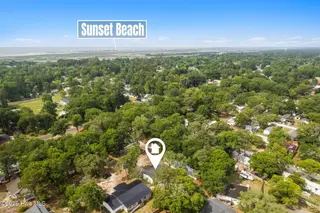7203 Banner Street SW, Ocean Isle Beach, NC 28469 — 3-bedroom manufactured home in Seaside Heights, Ocean Isle Beach, NC, photo 4 of 38: 4-web-or-mls-CAMMediaLLC.com (3 of 33)