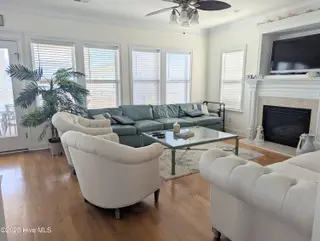 390 E Second Street, Ocean Isle Beach, NC 28469 – photo 3: Living room
