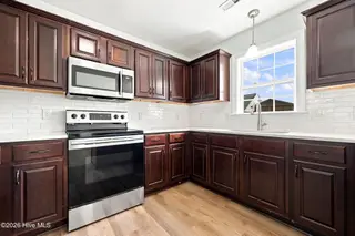 3721 Tifgreen Drive, Greenville, NC 27834 – photo 6: 22-web-or-mls-IMG_0029