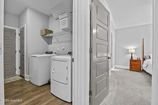 6942 Campbells Ridge Drive SE, Leland, NC 28451 – photo 14: 18_laundry