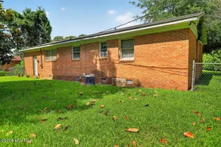 2907 Mason Circle, New Bern, NC 28562 – photo 19: IMG_1175