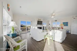 1402 S Anderson Boulevard, Topsail Beach, NC 28445 – photo 8