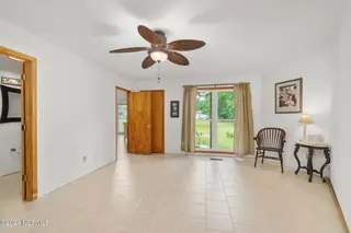 335 Country Club Lane, Newport, NC 28570 – photo 15: First floor primary bedroom suite