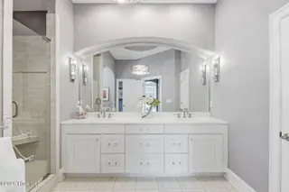 1329 S Moorings Drive, Wilmington, NC 28405 — 4-bedroom home in Landfall, Wilmington, NC, photo 19 of 43: 021_1329_south_moorings_drive-21_732
