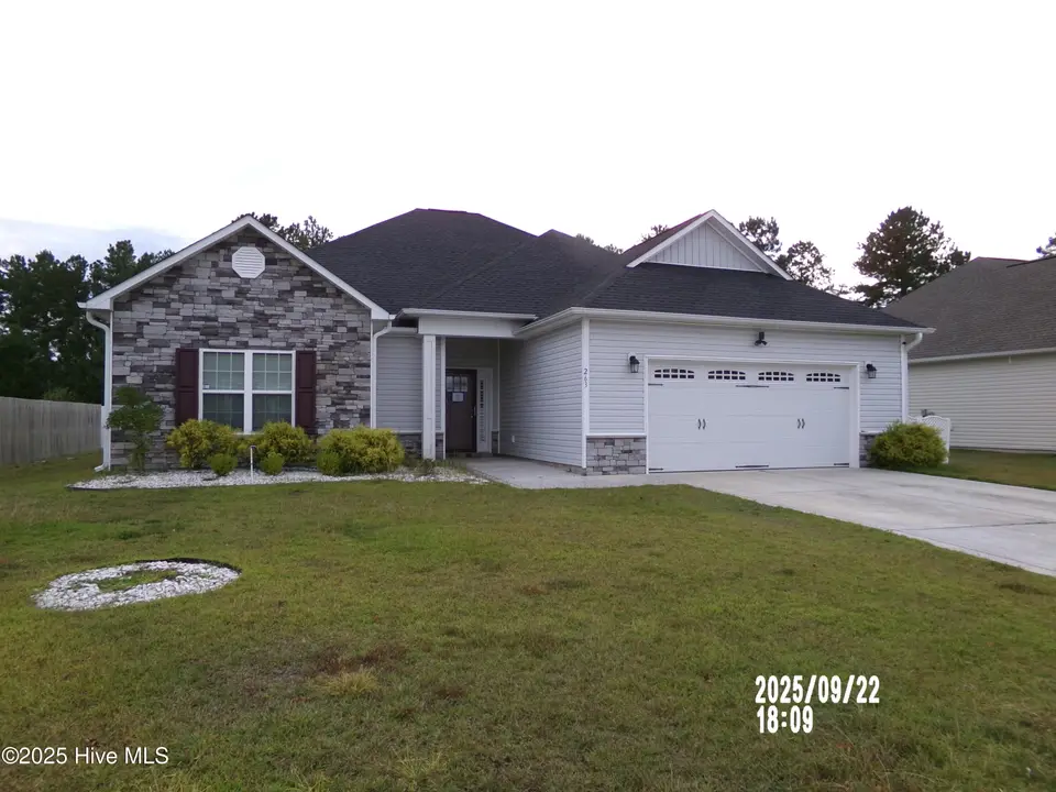 263 Wood House Drive, Jacksonville, NC 28546 – photo 1 of 15: Front View
