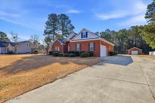 107 W Raintree Lane, Goldsboro, NC 27534 – photo 3: 04-107 W Raintree Ln-4