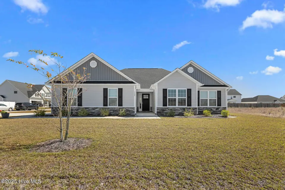 562 Appalachian Trail N, Jacksonville, NC 28546 – photo 1 of 29: appalachian-2