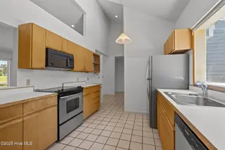 304 Lord Granville Drive, Morehead City, NC 28557 – photo 12: Kitchen