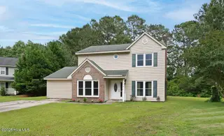 112 Carlisle Court, Jacksonville, NC 28546 – photo 4: DSC_0109-Edit