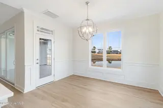 111 Windswept Lane, Beaufort, NC 28516 – photo 9: Dining Area