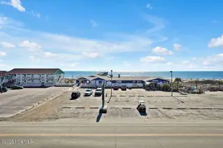 1408 E Beach Drive, Oak Island, NC 28465 – photo 5: 1408EastBeachDrive-31