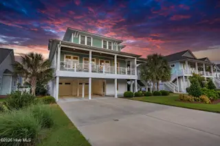 714 Sloop Pointe Lane, Kure Beach, NC 28449 – photo 3: 003_img_9282-hdr_copy_820