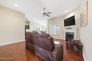405 Rockland Drive, Greenville, NC 27858 – photo 4: 9-web-or-mls-BLS_0005 (1)