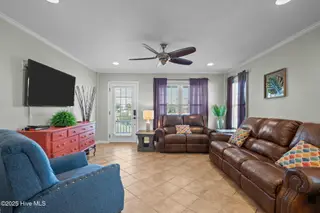 109 Greenville Avenue 1, Carolina Beach, NC 28428 – photo 16: 42-web-or-mls-DSC05068