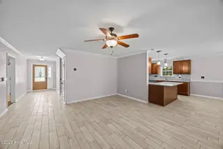 254 Sellhorn Boulevard, New Bern, NC 28562 – photo 22: Living Room0A6413