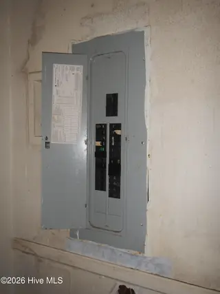 1105 N East Street, Kinston, NC 28501 – photo 7: DSCN4945