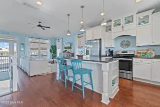 211 Brunswick Avenue W, Holden Beach, NC 28462 – photo 19: 211BrunswickAveW - 27