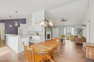 301 Ransom Brook Court, Beaufort, NC 28516 – photo 11: 12-web-or-mls-chadwick-visuals-301-ranso