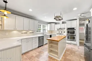 3601 Wedgewood Drive, Trent Woods, NC 28562 – photo 7: 37-web-or-mls-DSC_7006_edit