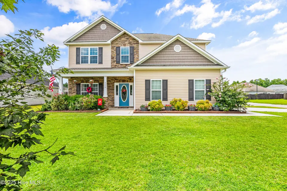 138 Cavalier Drive, Jacksonville, NC 28546 – photo 1 of 45: 02