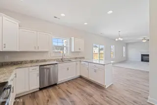 718 Regiment Road, Jacksonville, NC 28546 – photo 16: DSC07607
