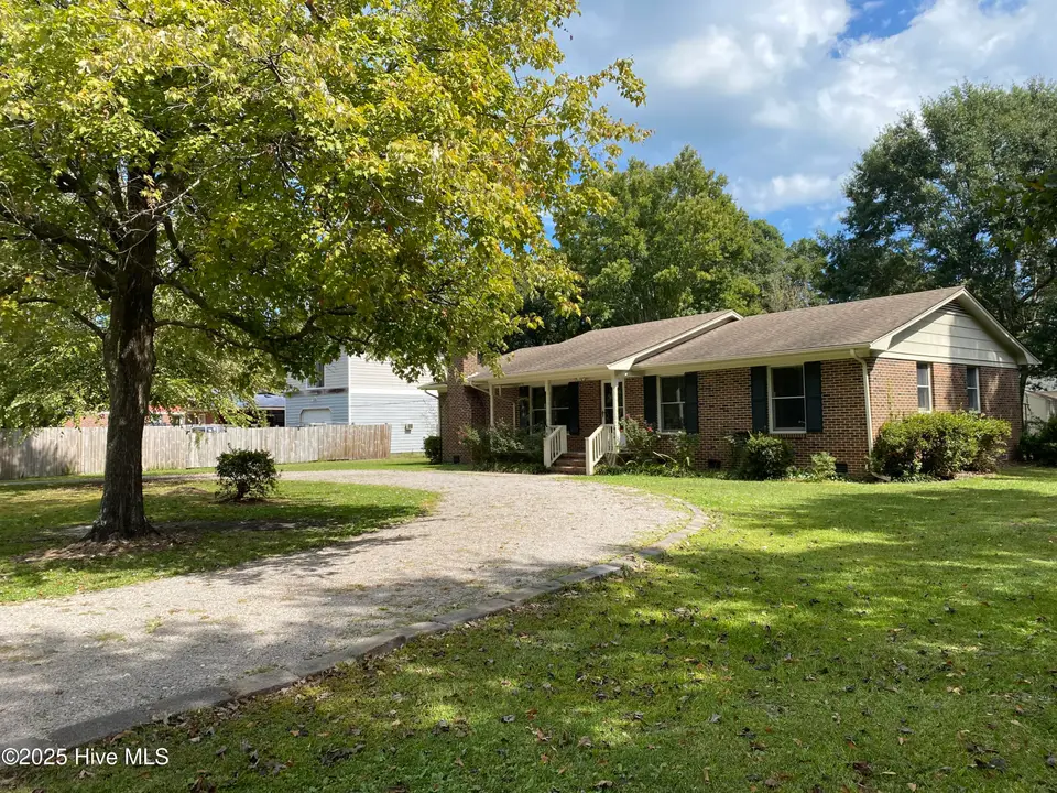 4641 Masonboro Loop Road, Wilmington, NC 28409 – photo 1 of 42: Front