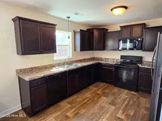 123 Sonia Drive, Hubert, NC 28539 — 3-bedroom home in Eastport, Hubert, NC, photo 20 of 75: Kitchen 3
