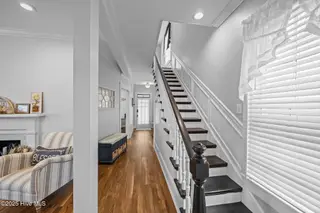 209 E Main Street, Washington, NC 27889 – photo 19: Stairway