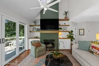 2106 Medeira Court, Wilmington, NC 28405 — 3-bedroom home in Landfall, Wilmington, NC, photo 11 of 53