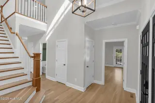 300 Cabbage Inlet Lane, Wilmington, NC 28409 — 4-bedroom home, Wilmington, NC, photo 9 of 76: 8_300 cabbage inlet ln-00008