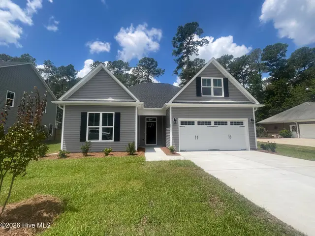 1077 Echo Drive NE, Leland, NC 28451